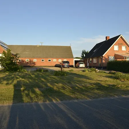 Kardybvej 8 3* Tastum